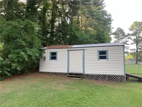 411 N Wright St, Raeford, NC 28376 photo 7