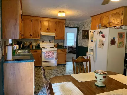 411 N Wright St, Raeford, NC 28376 photo 10