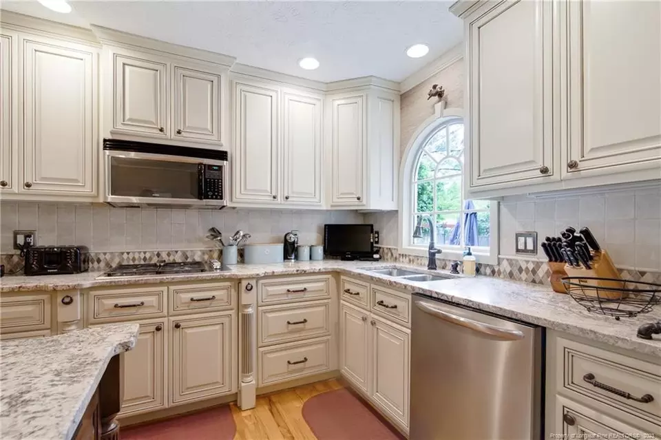  2606 Mirror Lake Dr, Fayetteville, NC 28303 photo 17