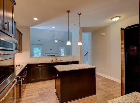 32 Leaning Pine Cir, Spring Lake, NC 28390 photo 11