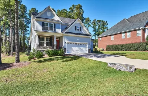 32 Leaning Pine Cir, Spring Lake, NC 28390 photo 2