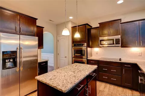 32 Leaning Pine Cir, Spring Lake, NC 28390 photo 9