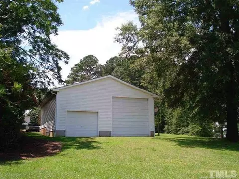 403 N 9th St, Erwin, NC 28339 photo 15
