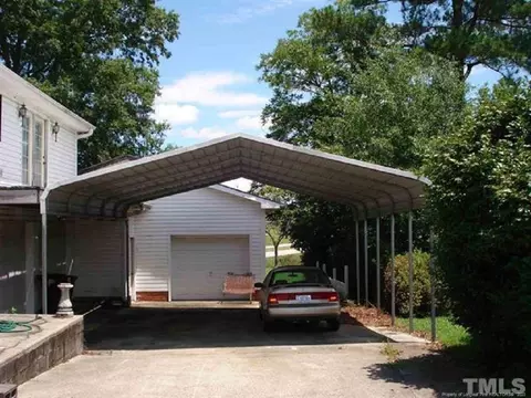 403 N 9th St, Erwin, NC 28339 photo 12