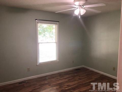 113 Byrd Dr, Dunn, NC 28334 photo 8