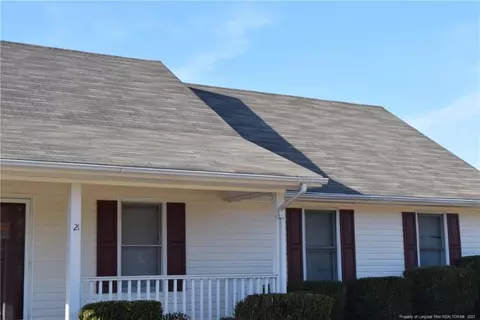 21 Hallmark Dr, Spring Lake, NC 28390 photo 3