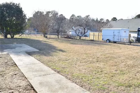 21 Hallmark Dr, Spring Lake, NC 28390 photo 28