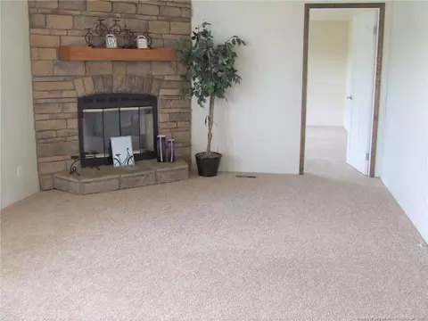 401 Lucas Rd, Dunn, NC 28334 photo 2