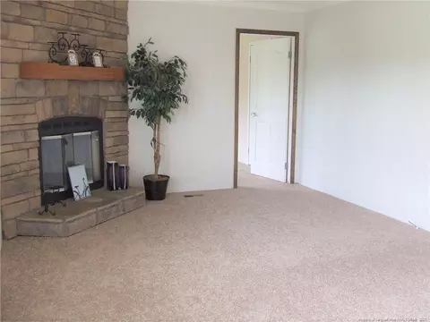 401 Lucas Rd, Dunn, NC 28334 photo 3