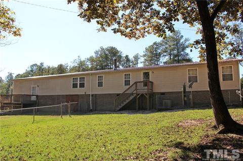 276 Oldham Rd, West End, NC 27376 photo 2