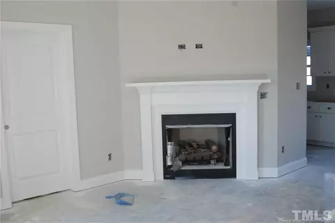 705 Maple Ave, Dunn, NC 28334 photo 3