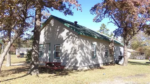470 Singleton Rd, Red Springs, NC 28377 photo 2