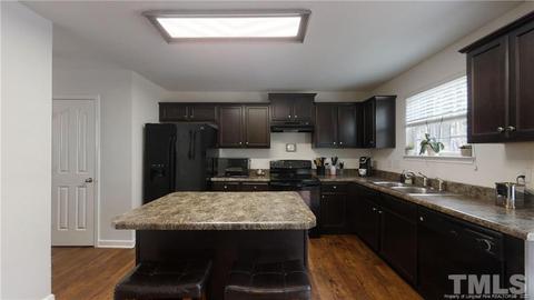 228 Botanical Ct, Bunnlevel, NC 28323 photo 7