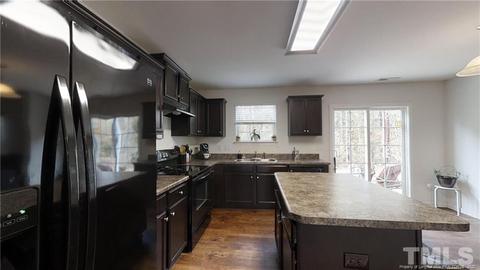228 Botanical Ct, Bunnlevel, NC 28323 photo 5