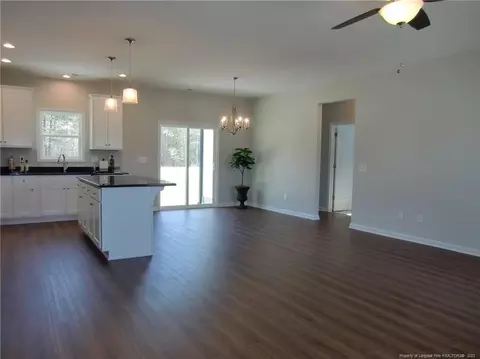714 Maple Ave, Dunn, NC 28334 photo 9