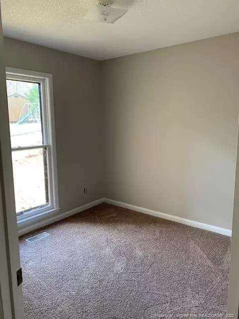 3331 Arrowhead Rd, Spring Lake, NC 28390 photo 5