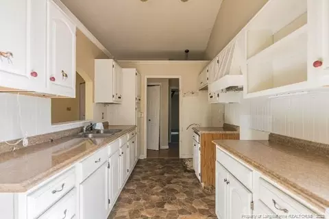 612 Nighthawk Loop, Aberdeen, NC 28315 photo 12