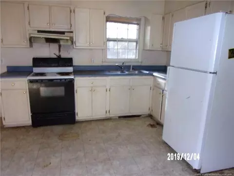 3332 Thompson Rd, Bunnlevel, NC 28323 photo 3