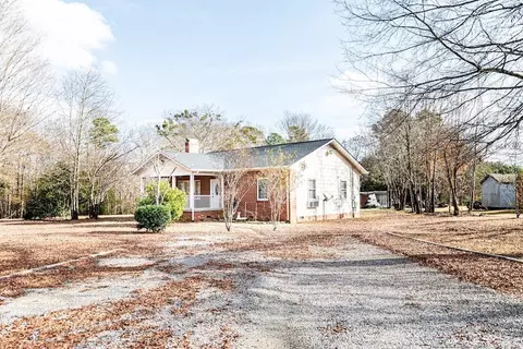 308 Third St, Broadway, NC 27505 photo 3