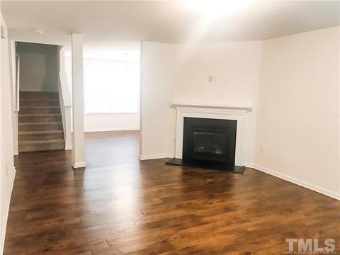 667 Botanical Ct, Bunnlevel, NC 28323 photo 3