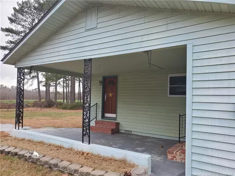 205 Crawford Wright Rd, Raeford, NC 28376 photo 3