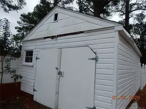 405 E J St, Erwin, NC 28339 photo 14