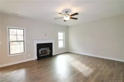 1013 Hydrangea Dr, Aberdeen, NC 28315 photo 8