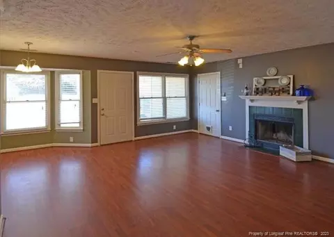 526 Riverwind Dr, Spring Lake, NC 28390 photo 8