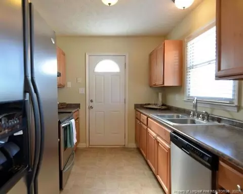 526 Riverwind Dr, Spring Lake, NC 28390 photo 11
