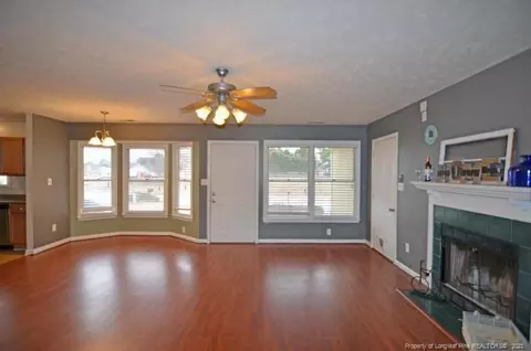526 Riverwind Dr, Spring Lake, NC 28390 photo 5