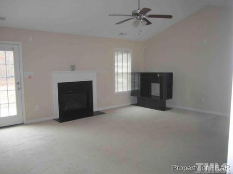 411 Valley Oak Dr, Bunnlevel, NC 28323 photo 7