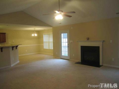 411 Valley Oak Dr, Bunnlevel, NC 28323 photo 8