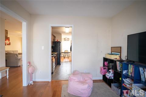 112 Jj Dr, Benson, NC 27504 photo 5