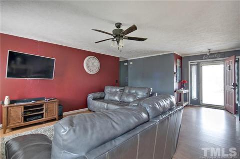 419 Eileen Dr, Spring Lake, NC 28390 photo 8