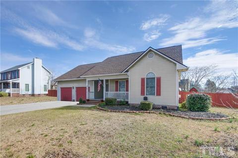 419 Eileen Dr, Spring Lake, NC 28390 photo 2