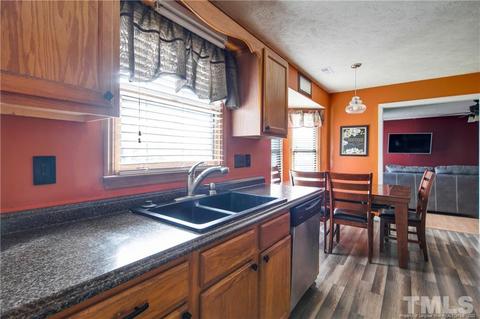 419 Eileen Dr, Spring Lake, NC 28390 photo 14