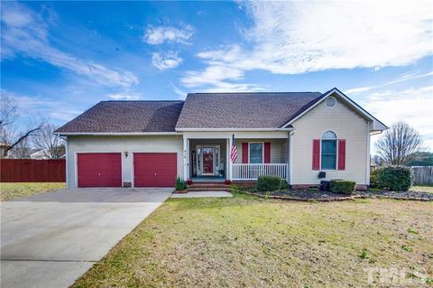 419 Eileen Dr, Spring Lake, NC 28390 photo 1