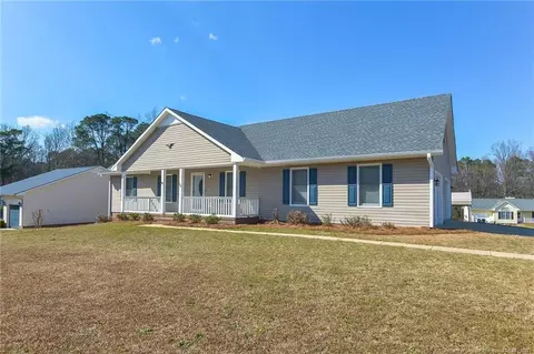65 Hallmark Dr, Spring Lake, NC 28390 photo 1