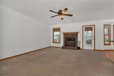350 Eileen Dr, Spring Lake, NC 28390 photo 4