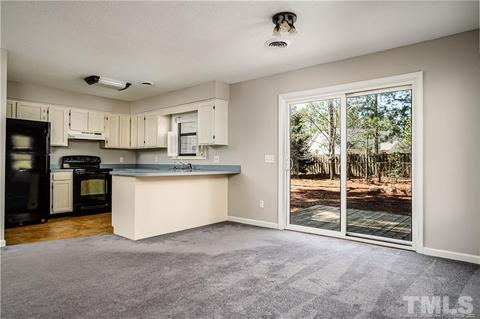 215 Fox Run Rd, Pinehurst, NC 28374 photo 8