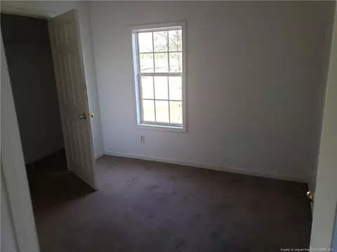 119 Clarks Dr, Maxton, NC 28364 photo 3