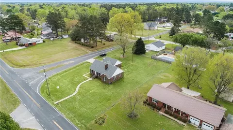 509 Old Post Rd, Erwin, NC 28339 photo 11