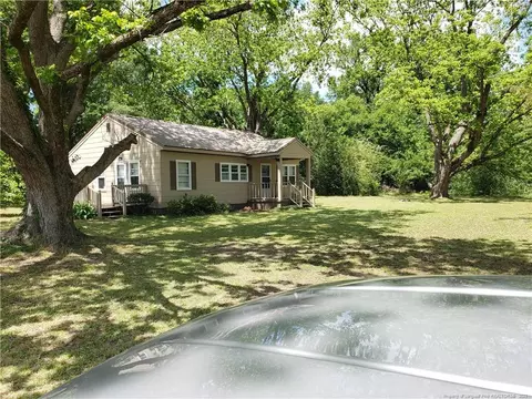 6780 Wire Grass Rd, Orrum, NC 28369 photo 3