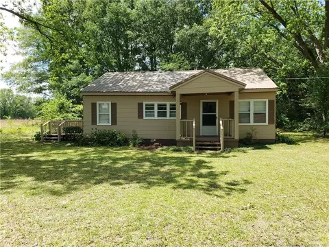 6780 Wire Grass Rd, Orrum, NC 28369 photo 1