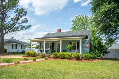 1019 E 9th St, Lumberton, NC 28358 photo 3