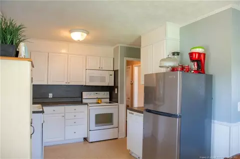 1019 E 9th St, Lumberton, NC 28358 photo 8