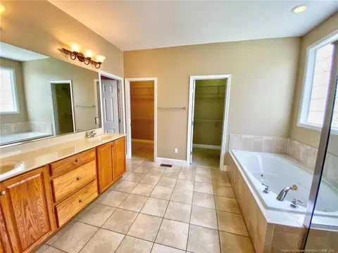 16 Cottswold Ln, Spring Lake, NC 28390 photo 21