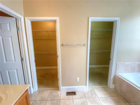 16 Cottswold Ln, Spring Lake, NC 28390 photo 23