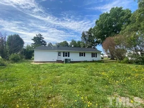 604 Old Post Rd, Erwin, NC 28339 photo 15