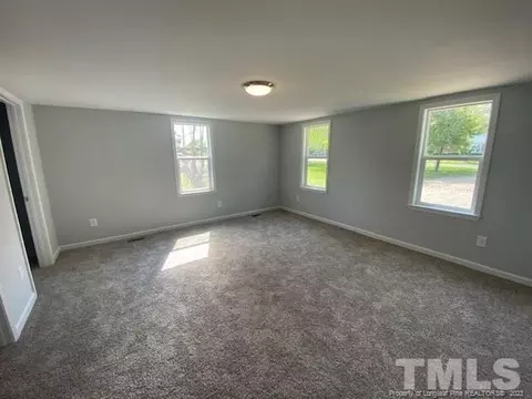 604 Old Post Rd, Erwin, NC 28339 photo 11
